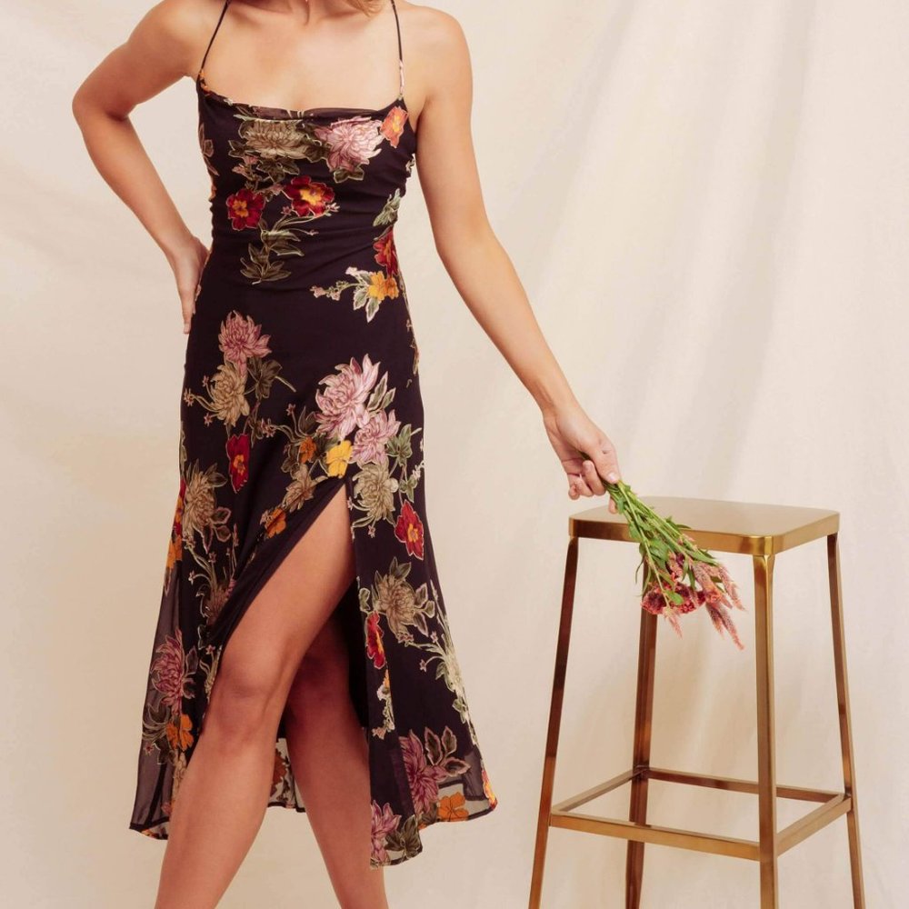 ASTR the Label Gaia Floral Midi Dress Size XS